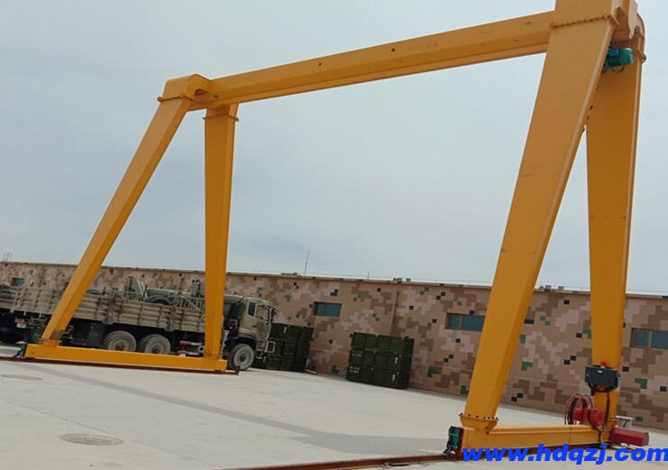 大風天氣下,龍門吊吊運的限制條件有哪些?如何判斷是否可**操作? 大風天氣下,龍門吊吊運的限制條件有哪些?如何判斷是否可**操作?