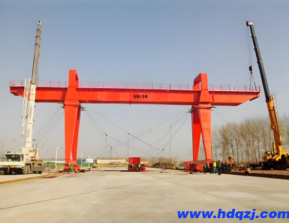 門式起重機啃軌現象機危害 門式起重機啃軌現象機危害